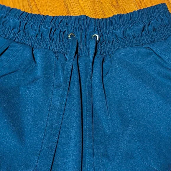 Healing Hands Navy Scrub Set - Picture 12 of 14